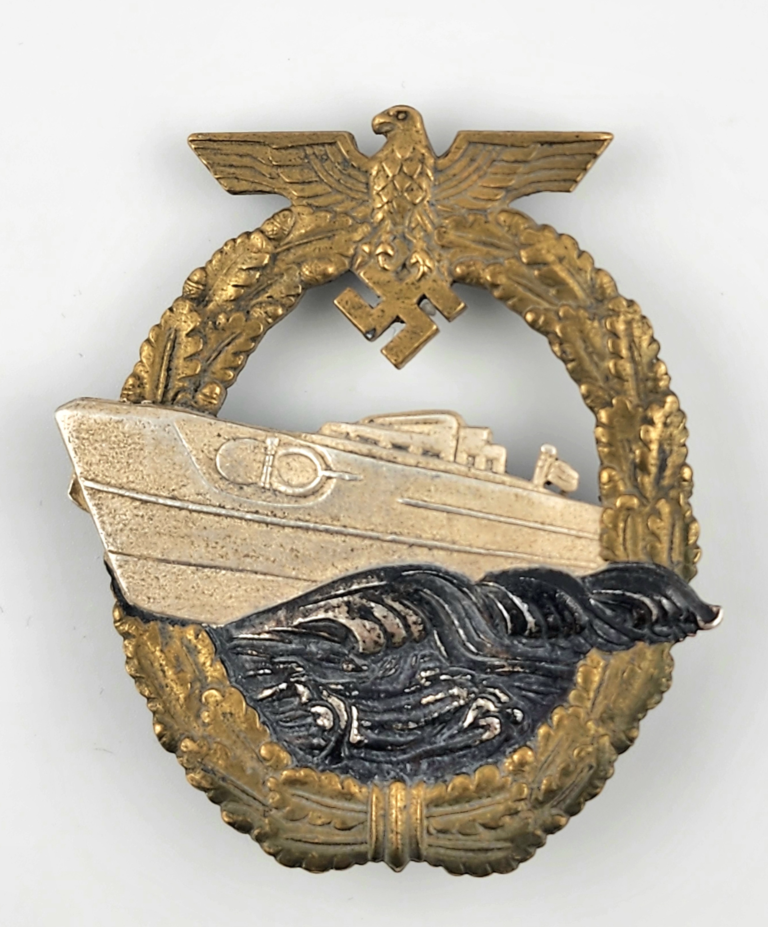 Kriegsmarine Badges , Insignia , related items.