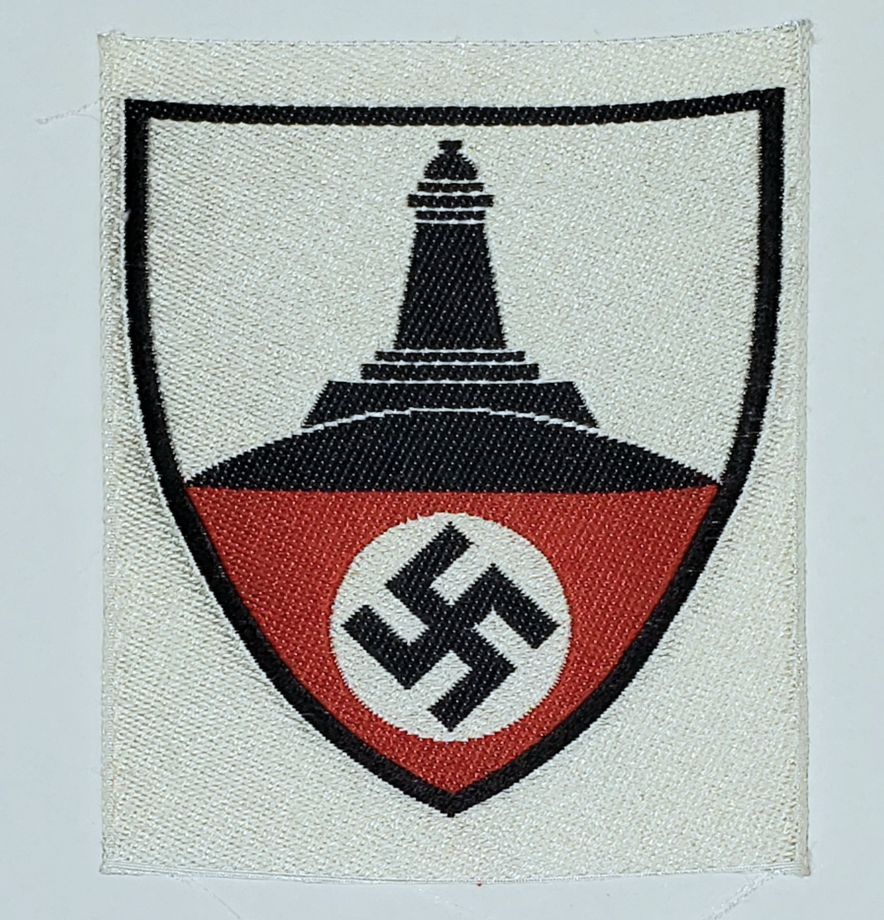 Veterans sleeve patch association. 