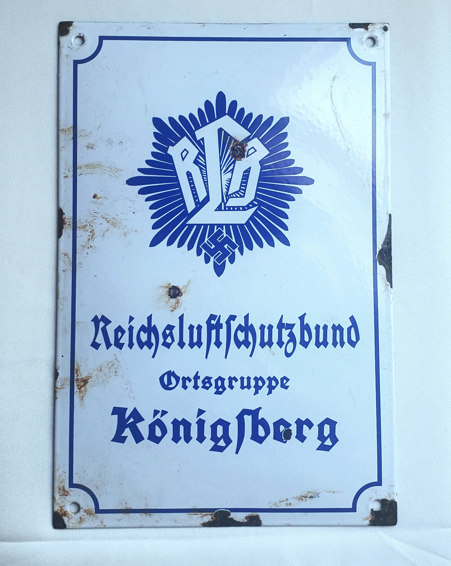 Table Medals, Plaques, Signs.