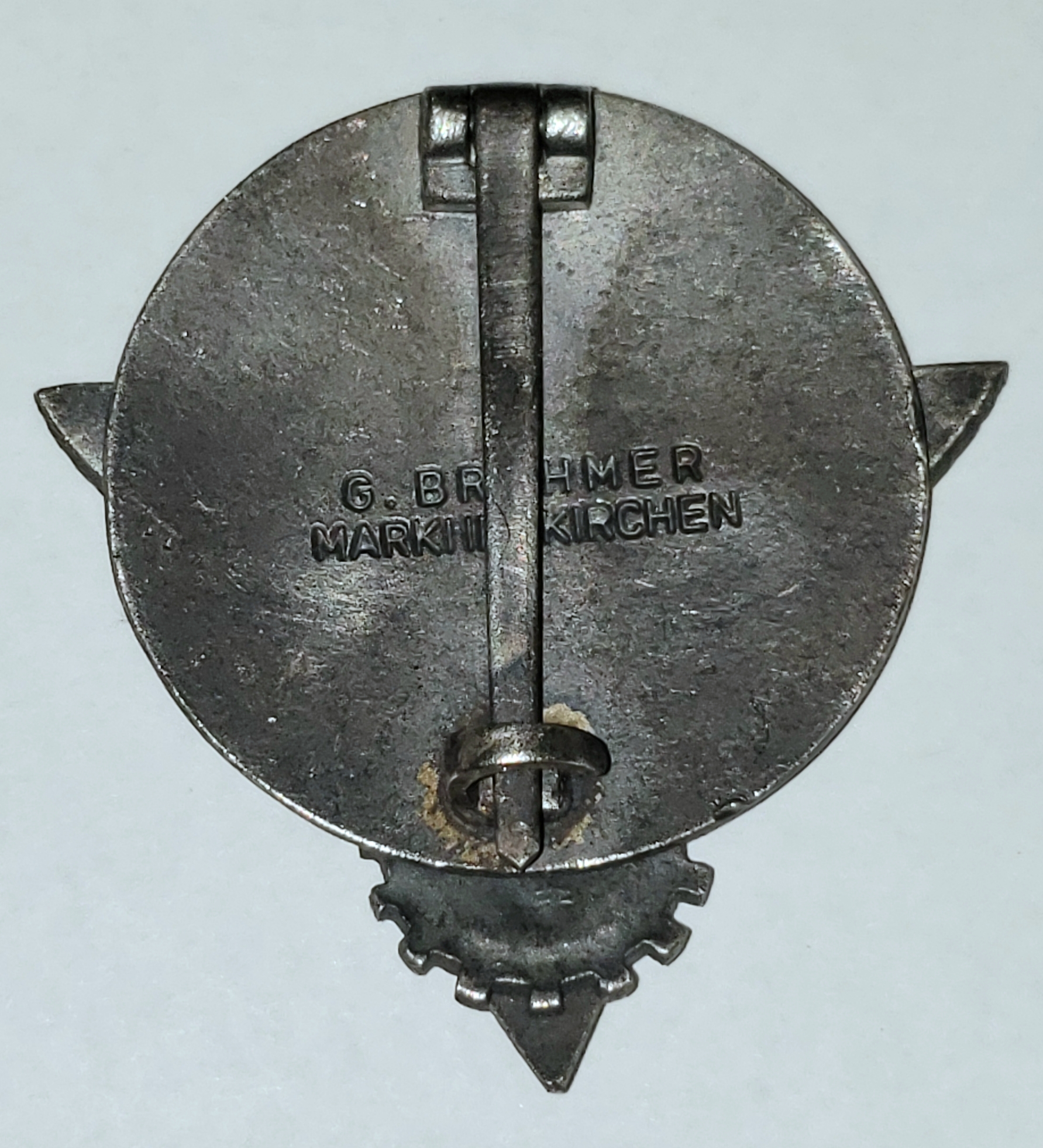 Reproductions, Fantasy items, souvenirs.