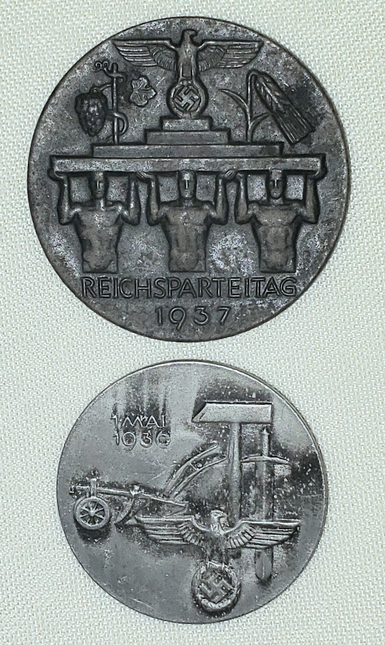 Political Organizations: NSDAP , SA, HJ,RAD.