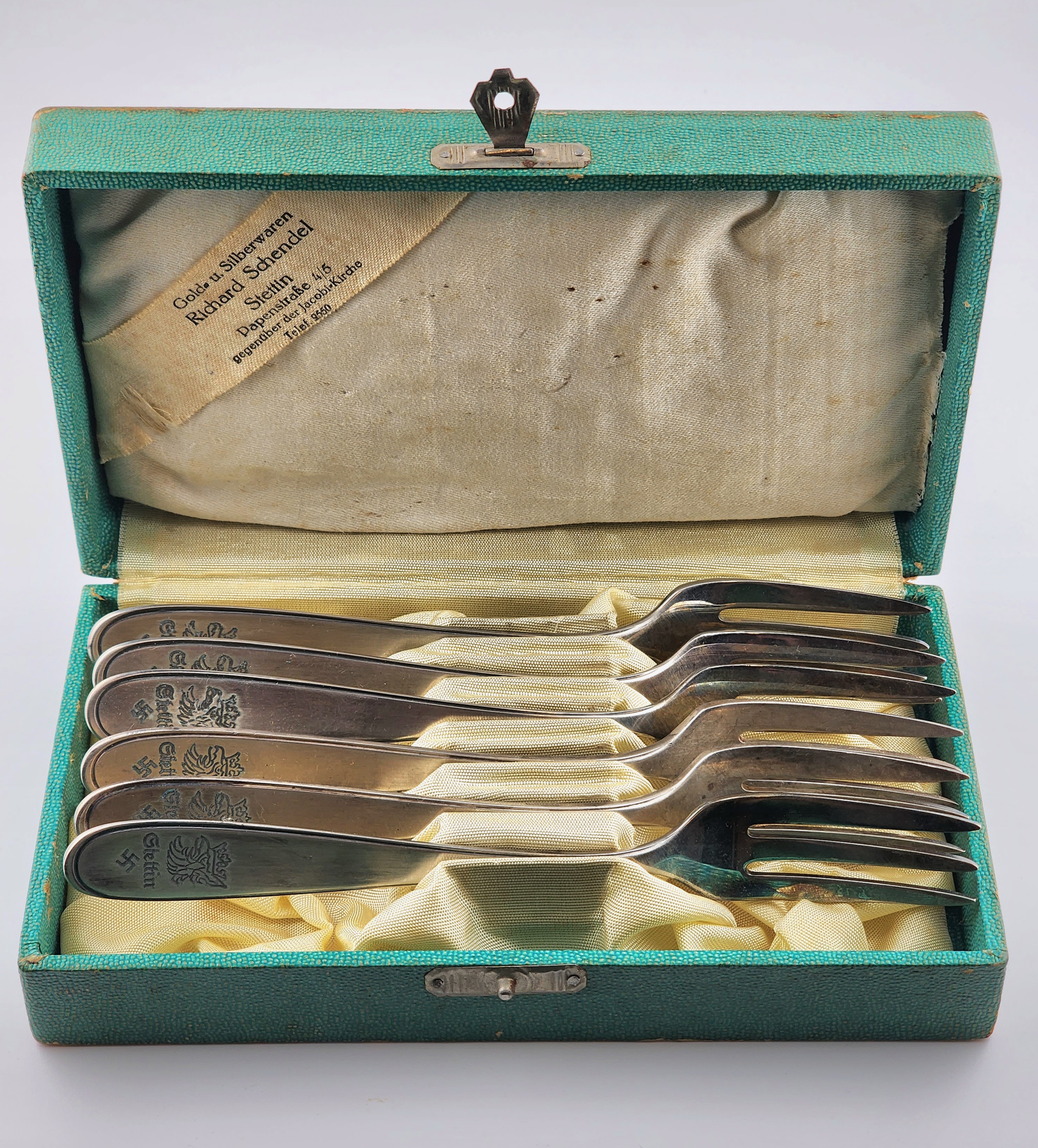 Cutlery and Tableware